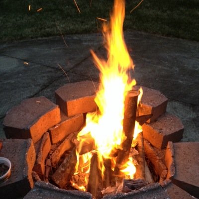 TheHoodieTV's profile picture. 