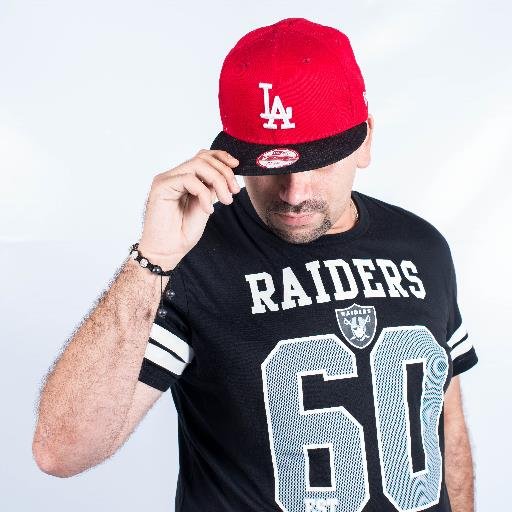 Fondateur et Administrateur de 100% Reggaeton (France) / DJ Officiel (El Cartel Boyz Europe)