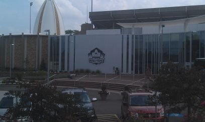 nickVollman21's profile picture. class of 2017 •757•