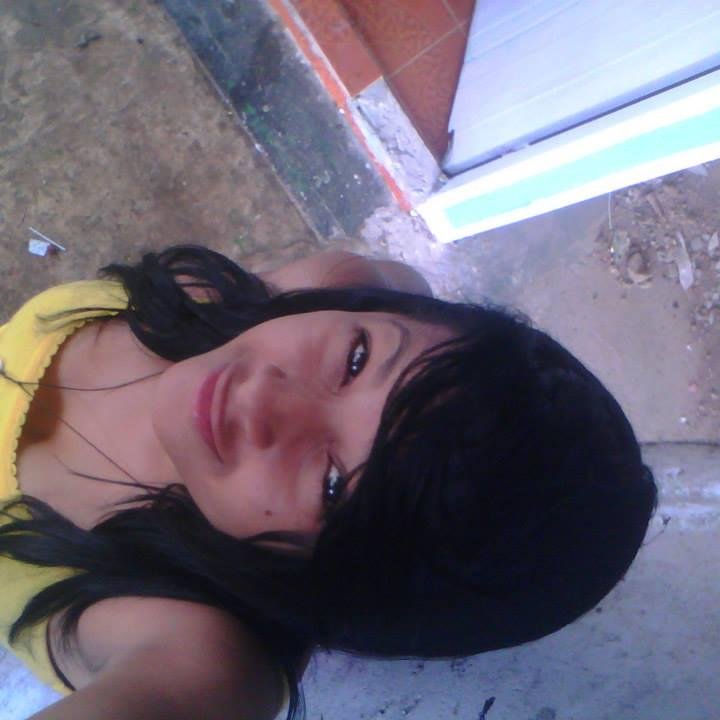shika simpatik tratable,amorosa y chalekiadora cn mis 16 añitos me cnsidero un amor.me gusta el chocolate y samba a 3tabla y me encanta la BACHATA.vayalo'0(R.S)