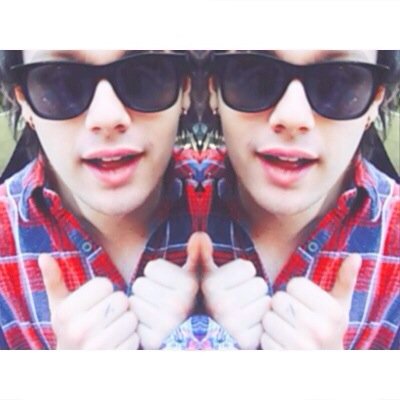 Hey you my friend just got a free follow from @niallppuccino now go follow her back or she will unfollow you here ☺️
