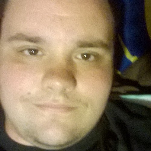 My name is Thomas. I race rc cars, I run team associated vehicles, as of right now I run a sc10.2 and a B5