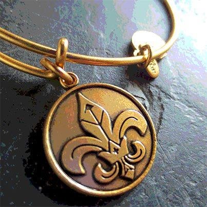 gingerbreadhb's profile picture. The GingerBread House  Boutique carries Waxing Poetic, Alex and Ani, Europe2You, String Theory , furniture, candles,  bridal registry and other home décor!