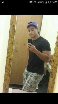 Baixista da banda Marca da Promessa ''MP'', estudante informatica do IFRN, um adorador por exelencia da AD apaixonado por ''DEUS''