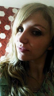 rachellou1990's profile picture. 