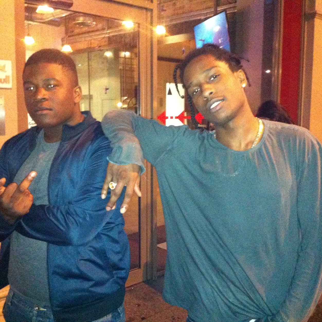 MostOfficialDee's profile picture. 