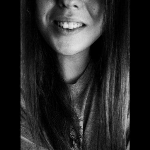 EstheerMedi's profile picture. 