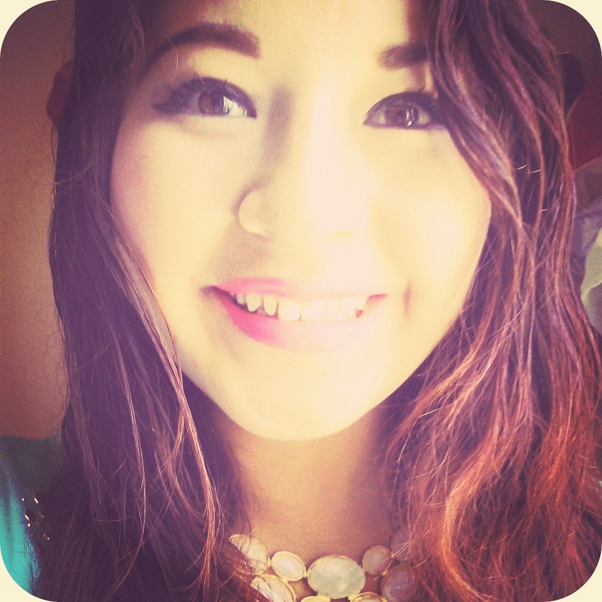 vaneee_Rangel's profile picture. Si los animales no van Al cielo cuando muera quiero ir a donde ellos van... amante de la Musica elecronica.