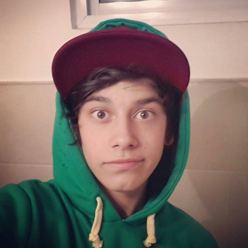 Manuel|17| Flor te amo| Tacho Idolo| Juli     Enana| Mar y Vale Idolas|Sai Grosa|Titi Grosa|