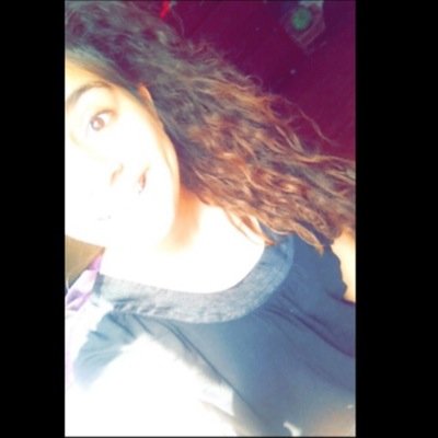 Ayeeitsgisel's profile picture. Backup Twitter♥️Follow me on Instagram| @Ayee_its_gisel.      Emojis♥️✋
