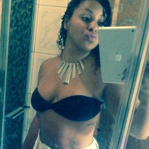 amo namora , comer lasanha ...tudo o que eu tenho consegui com muito esforço só muito feliz graças a deus ,FÉ EM DEUS QUE E MUITO JUSTO E VERDADEIRO 3 só lovee