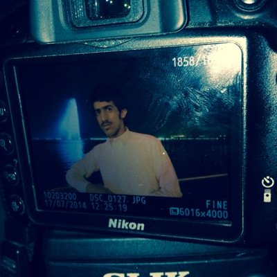 JbranQ's profile picture. گم ديگ يعتقد ان الشمس تشرق بصيآحه !! .. ووگم من احمق يعتقد ان الحياهـ لن تستمر بدونهـ !!