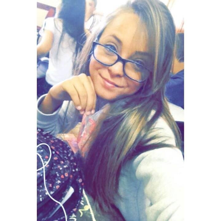 snapchat : bia-andradee                                 wpp : 91532877                                                   insta :bia.andradee_