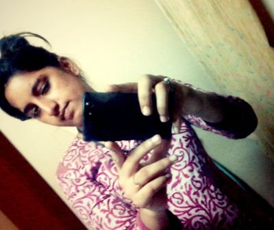 shagufta93's profile picture. 