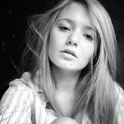 Every day a new scar is formed on my bones
Reminding me of the fights I survived every minute of the way