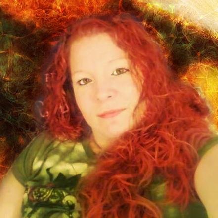 I'm a mother of 4 beautiful little girls. I'm a fun, loving, caring, and a down to Earth person.