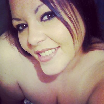 Bethieluvsmike's profile picture. 