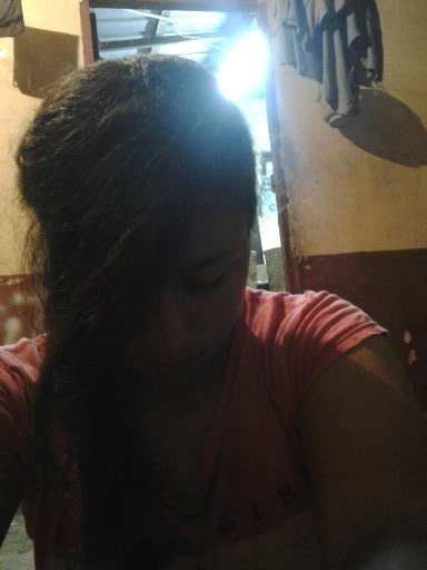 una personita super tierna y tranquila♥=) y por supuesto directioner de corazón y recientemente lovatic