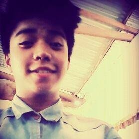 16 y.o / Soon to be Engineering Student / Single but not forever alone / Sports:Eating / Party-goer / Can you call me GAR