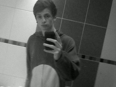 OnlySamRegan's profile picture. Nicholas Cage.... that's all