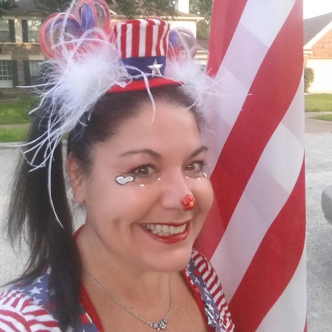 Suzzala is your complete birthday party entertainment package!  Face painting, balloon twisting, dancing games, and even a clown magic show 832-453-8780