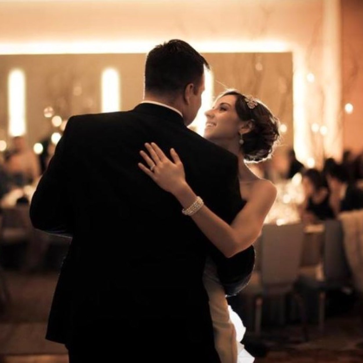 Downtown Pittsburgh's most luxurious wedding & event destination. A Fairmont Pittsburgh event is contemporary, elegant and uniquely you!