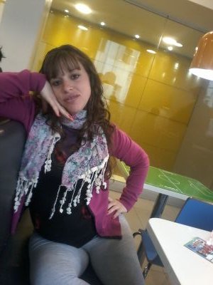 Amo bailar y trabajar en la cooperativa..