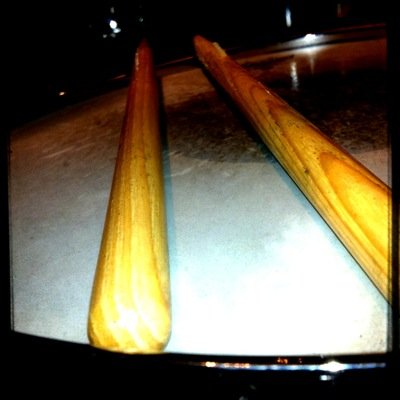 ドラムが叩きたい。お酒が飲みたい。