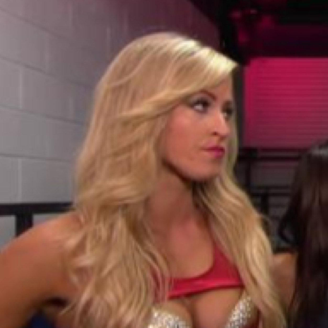 I am summer rae. Dancer.