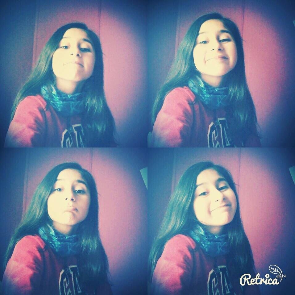 Holaa :) me llamo Constanza tengo 13 años.