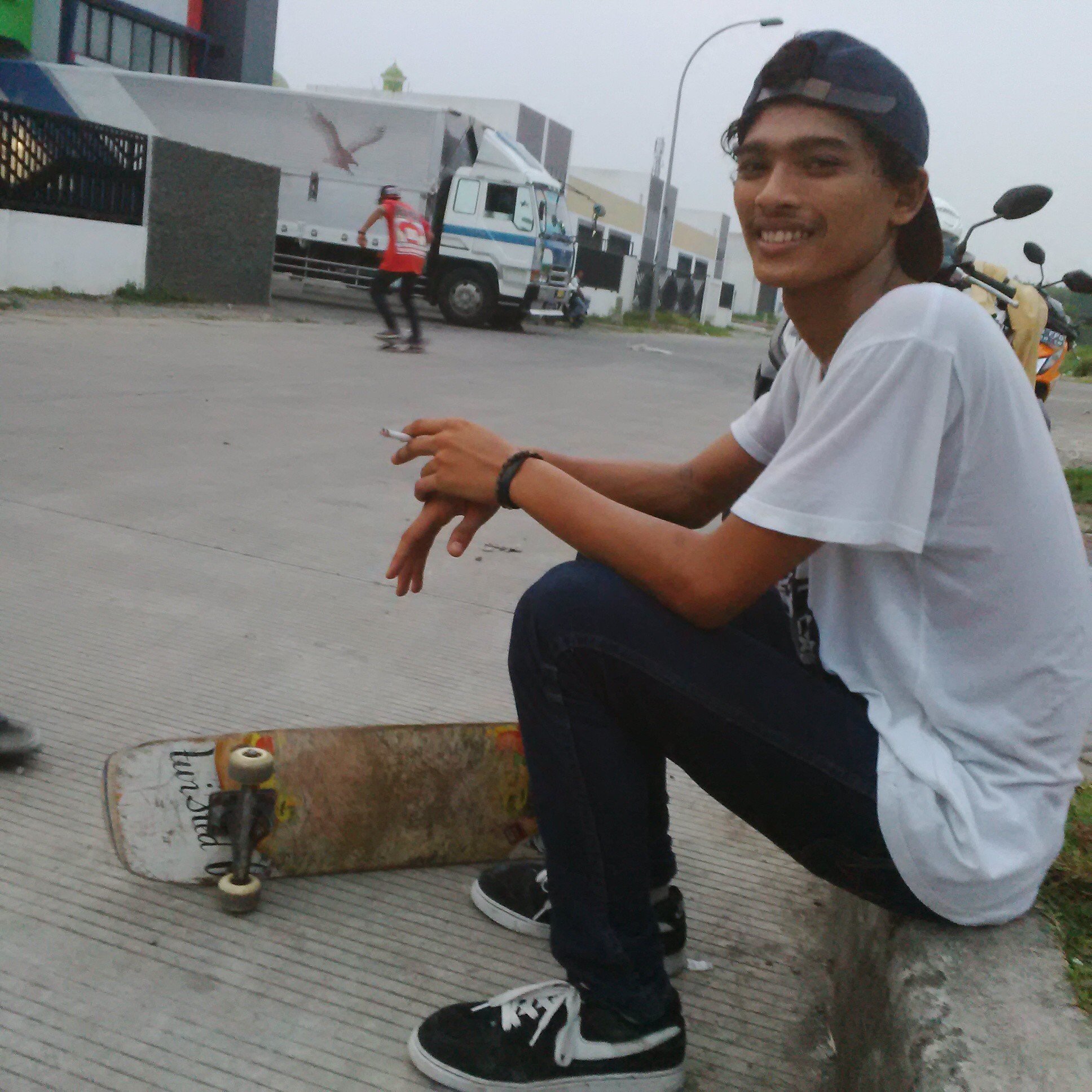 Fallback frenn please / folow my frenn please :D