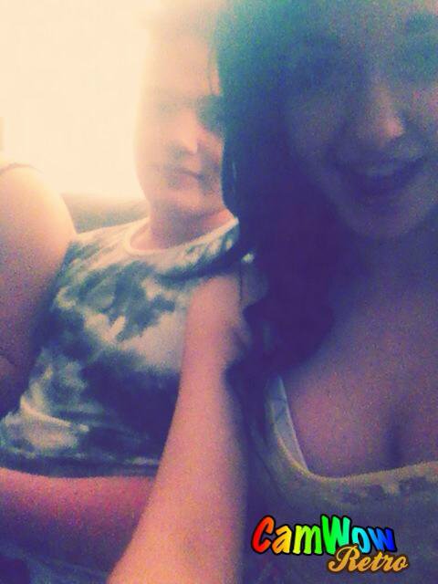 I'm a boy,I'm italian/scottish,I love weight lifting and boxing :)