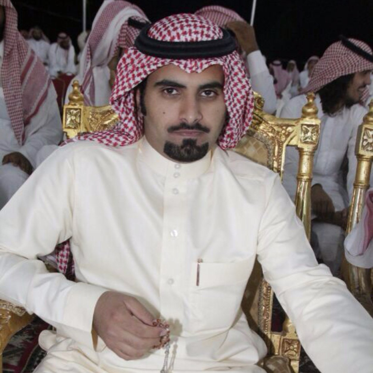 هذاً حسابي الجديد واتشرف . بكم جميعاً