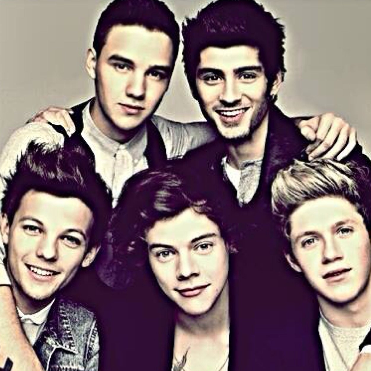 AMA FILIPINO DIRECTIONER!!please follow me,I'll follow back...:)(and my mom is a directioner:))