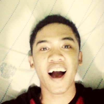 ⊙narsis itu sebagian dr pada iman ⊙mahasiswa seni pencatatan ⊙pin : 79898F25 ⊙pengusaha sukses @anu_Clothing. amin :)
