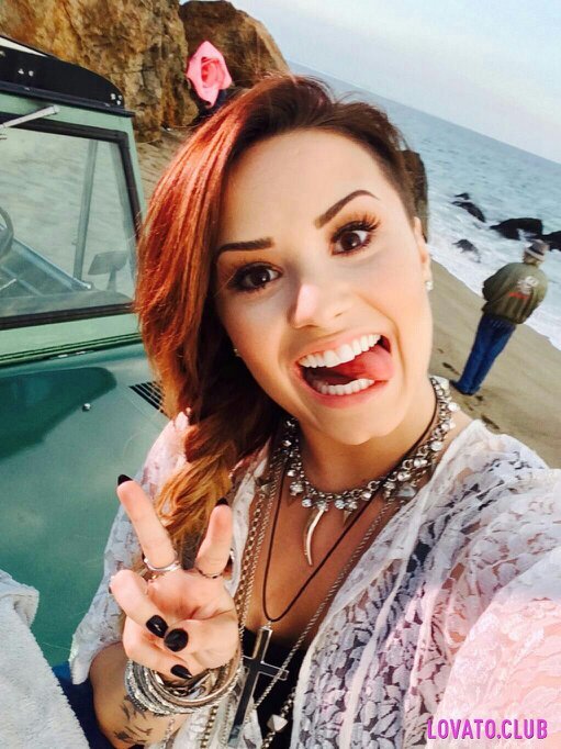 boSSofLovato's profile picture. i'm sister, i'm a doughter, i'm a warrior. DL/5H