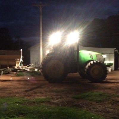 Live and work on the families sheep and crop farm. Located west of Yerong Creek.