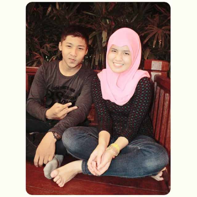 As long as u love me I'll be ur platinum, I'll be ur silver, I'll be ur gold @aryadanarkusuma ☁