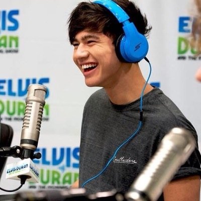 freefolloww1372's profile picture. Free follow // go follow @quiffyxcal