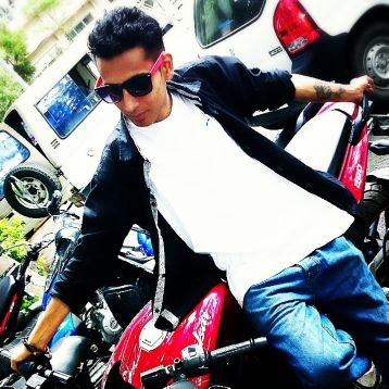 Internet junkie! Psychedelic Trance Lover! Beer aficionado! Proud web buff! Instagram-@IAMSUMIKDB