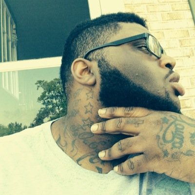 they don't know witch way to go i make it easy FOLLOW me #realniggaz #teammohawk #teamtatted #teampoloRL #caliBUd FOLLOW ON INSTAGRAM @fatboy_ace