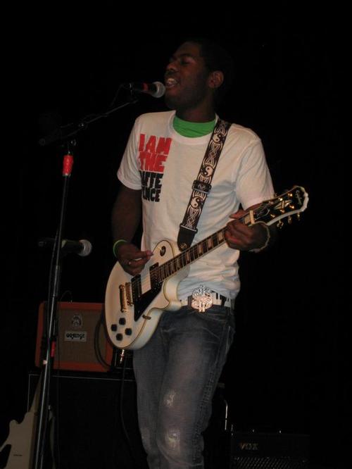 Chrisissoindie's profile picture. one man band with a plan.

Former front man of the HOaX.