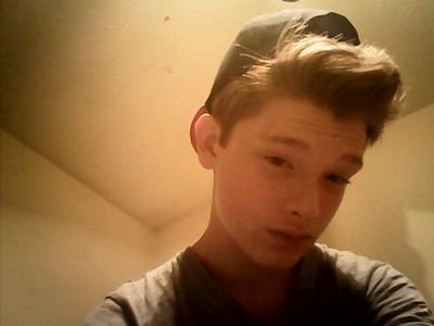 Alexsmith11Alex's profile picture. follow and ill follow back. im14.my kik:kikinitwityou