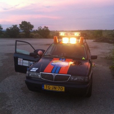 THHcarbagerun's profile picture. Niels ter Heide en Winfred Voorstok Carbagerun 2013 Barcelona/ 2014 Eging am See.Rijden voor Toon Hermans Huis Hoogeveen. Lancia Dedra. Carrozzeria Catastrofale