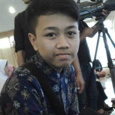 I am boy handsome and PERFECT