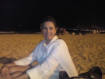 amas967's profile picture. Dice vigilaba actos de los hombres y se acercaba al trono de Zeus con lamentos cada vez que un juez violaba la justicia.