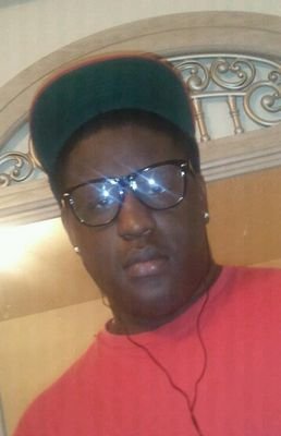 i js be chilling wit my F.Y.G brother