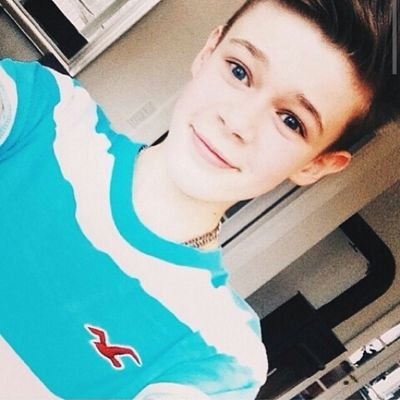 ranaerdek's profile picture. BenjaminLasnier Tamamen Hayatımın Anlamı Please Follow Me!!!