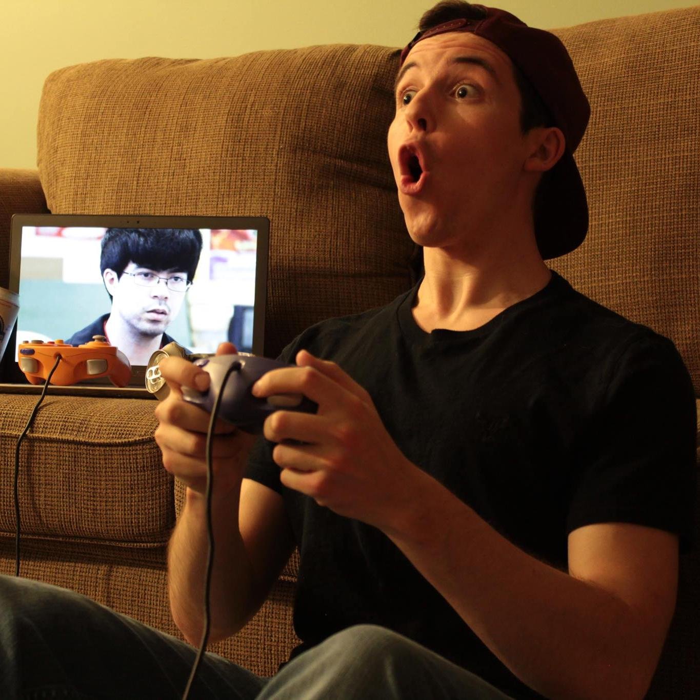 streetbird_'s profile picture. racecars, lasers, aeroplanes.