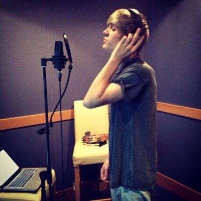 ~ Fan page supporting, Singer Daniel J. Follow @DanielJWorld #AlienMeerkats ~ x